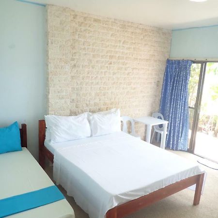 Nost Cottages Lapu-Lapu City Buitenkant foto