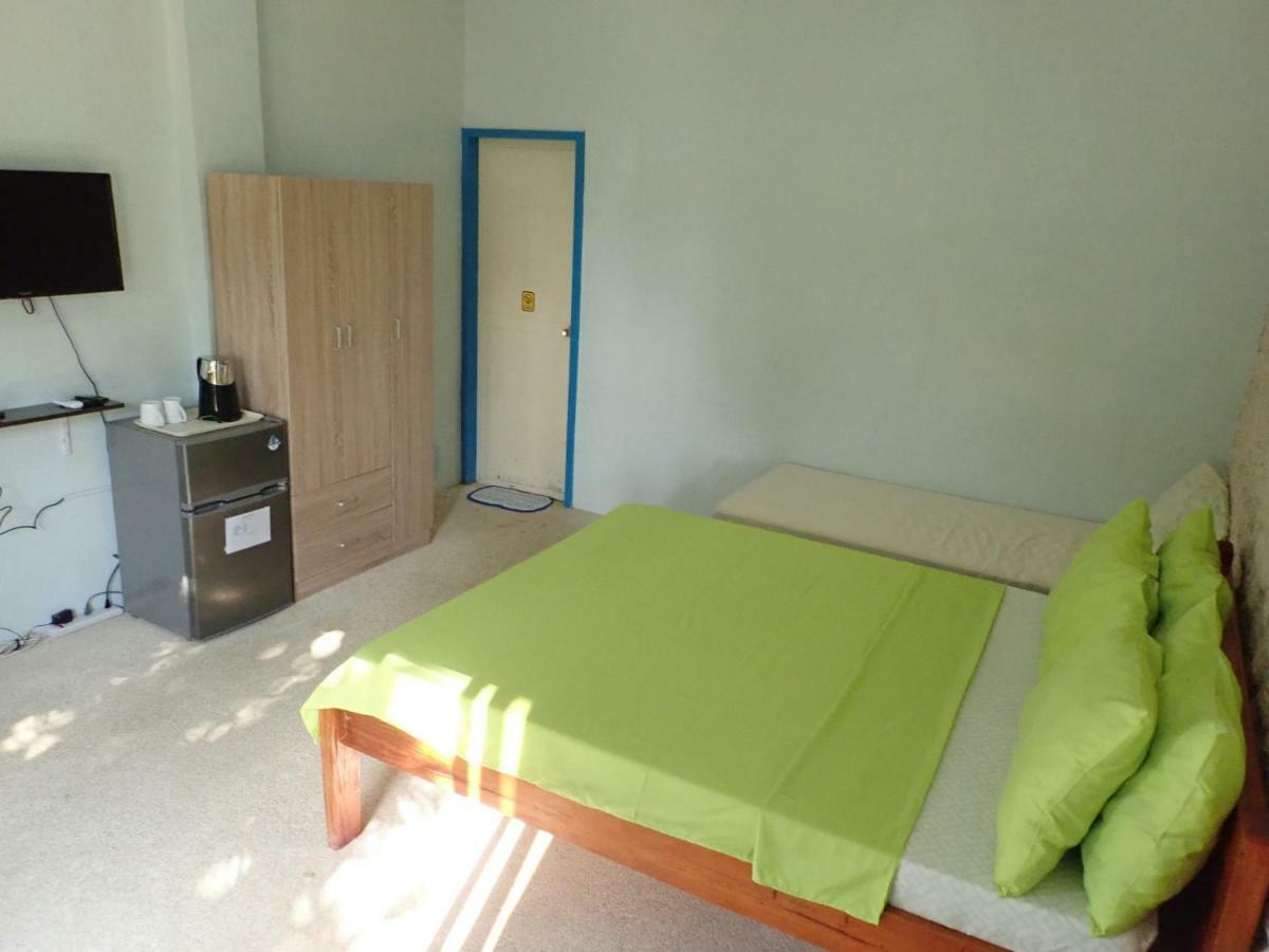 Nost Cottages Lapu-Lapu City Buitenkant foto