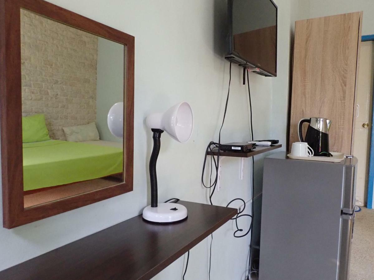 Nost Cottages Lapu-Lapu City Buitenkant foto
